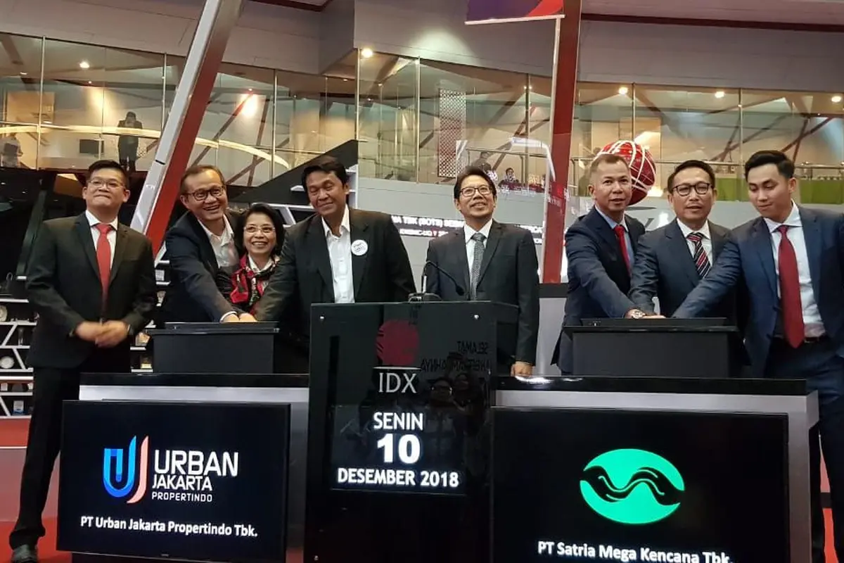 PT Urban Jakarta Propertindo Tbk (URBN) dan PT Satria Mega Kencana Tbk resmi melantai di Bursa Efek Indonesia (BEI) pada Senin (10/12/2018) pagi.