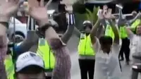 VIDEO: Hilangkan Ngantuk, Polisi Ajak Senam di Tengah Jalan