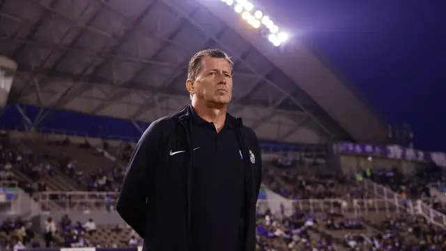 Pelatih Sanfrecce Hiroshima, Michael Skibbe
