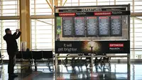 Penutupan sementara Bandara Nasional Ronald Reagan ini disampaikan langsung oleh badan penerbangan federal AS atau FAA. (ANDREW CABALLERO-REYNOLDS/AFP)