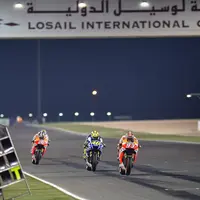 Valentino Rossi dan Marc Marquez akhirnya bertemu kembali. Siapakah yang jadi juara MotoGP 2016?