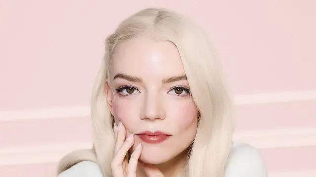 Dior Addict Hadirkan Aroma Ceria Generasi Baru Bersama Anya Taylor-Joy, Jisoo BLACKPINK, dan Willow Smith