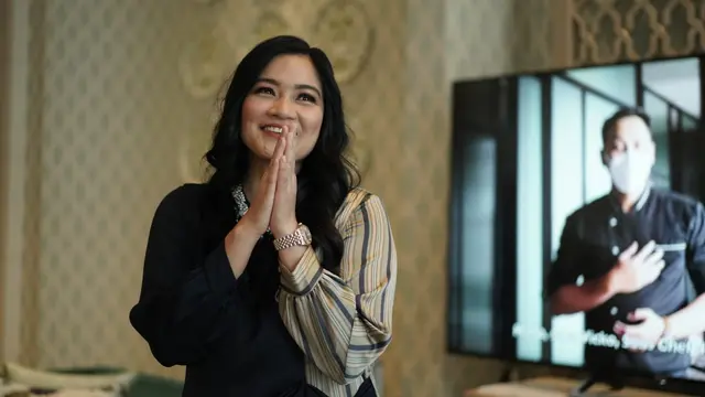 Sambut Ramadan, Titi Kamal Bersama Kami. Luncurkan Koleksi Terinspirasi Perjalannya Bersama Christian Sugiono 