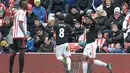 Pemain MU, Anthony Martial, merayakan gol yang dicetaknya ke gawang Sunderland dalam laga Liga Inggris di Stadium of Lights, Sunderland, Sabtu (13/2/2016) malam WIB. (AFP/Oli Scarff)