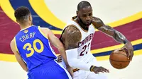 39 poin yang dicetak LeBron James di game 3 Final NBA sia-sia karena gagal bawa Cavaliers menang (Jason Miller / GETTY IMAGES NORTH AMERICA / AFP)