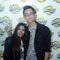 Tersiar kabar Brandon Salin dan Valerie Thomas menjalin hubungan kekasih. Saat ditemui di kawasan Gandaria City, kedua pasangan ini eggan disebut sebagai sepasang kekasih. (Nurwahyunan/Bintang.com)