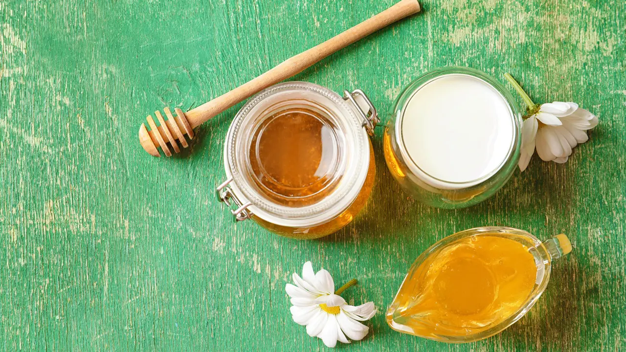Khasiat Masker dari Bahan Madu dan Susu