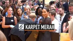 Pangeran Harry dan Meghan Markle menghadiri premier film The Lion King di Inggris. Mereka hadir dalam acara tersebut dalam rangka menunjukkan dukungan bagi konservasi di Afrika.