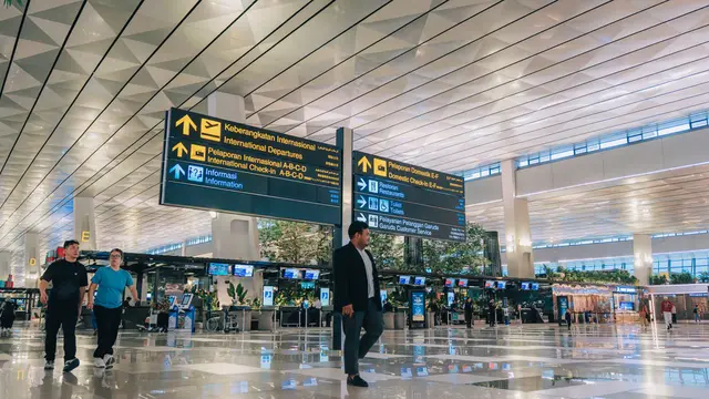 PT Aviasi Pariwisata Indonesia (Persero) atau InJourney mempersiapkan lonjakan penumpang pesawat selama periode libur Natal 2025 dan Tahun Baru 2026. (Foto: InJourney)