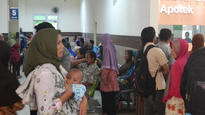 Ilustrasi – Suasana ruang tunggu rumah sakit. (Foto: Liputan6.com/Muhamad Ridlo)
