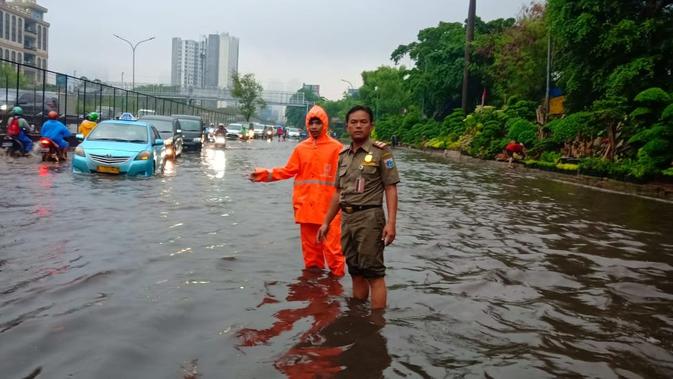 Hujan yang mengguyur Jakarta menyebabkan beberapa wilayah di Ibu Kota banjir. (Twitter BPBD DKI)