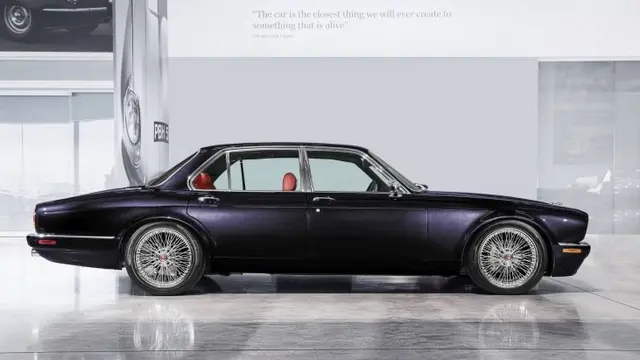 Jaguar XJ6