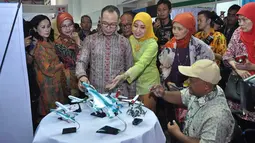 Untuk memberikan kesempatan kerja lebih luas kepada penyandang cacat pemerintah menggelar Job Fair Nasional ke-XIII dan Expo Disabilitas
