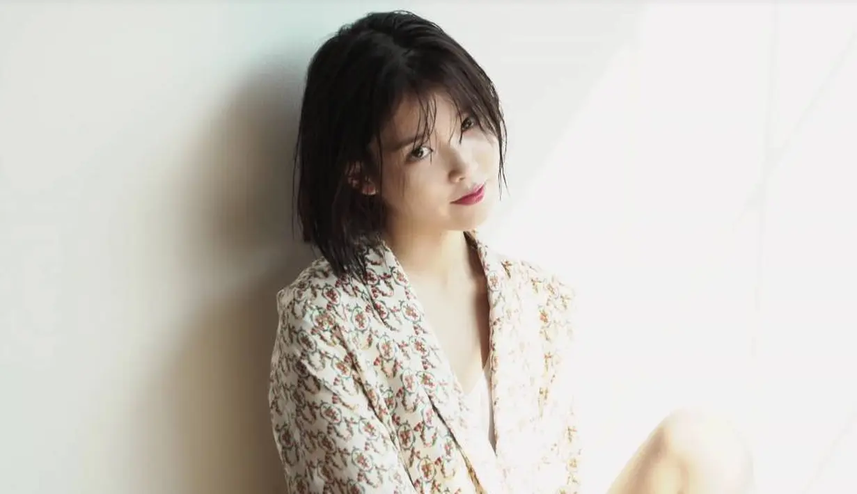 IU merasa bahwa Yoona SNSD akan mendapatkan pengalaman yang tidak terlupakan selama syuting Hyori's Bed and Breakfast. (Foto: Allkpop.com)