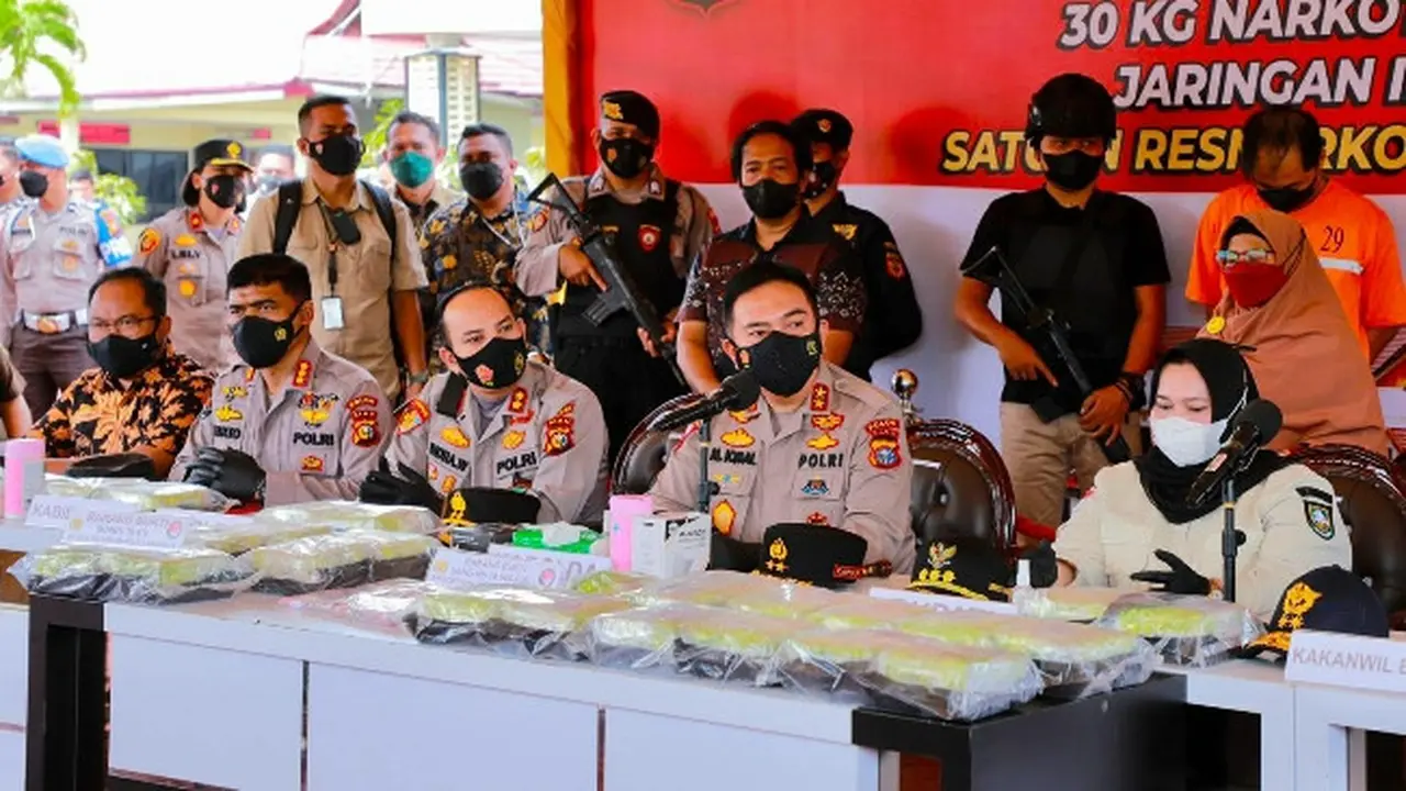 Konferensi pers pengungkapan narkoba di Polres Bengkalis yang dikendalikan jaringan narkoba Malaysia.