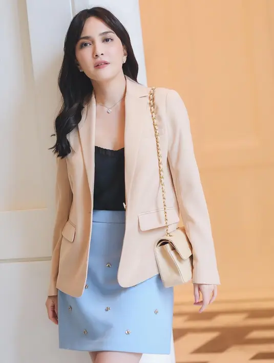 Hanya ingin cerai, Shandy juga berharap putrinya bisa diasuh secara bersama-sama dengan David. [Instagram/shandyaulia]