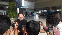 Wali Kota Bogor Bima Arya di Terminal 3 Kedatangan Internasional Bandara Soekarno Hatta, Senin (16/3/2020). (Liputan6.com/Pramita Tristiawati)