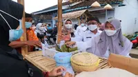 Pasar Pelasan Banyuwangi salah satu upaya pemerintah daerah mendongkrak ekonomi di tengah pandemi covid-19. Foto (Istimewa)