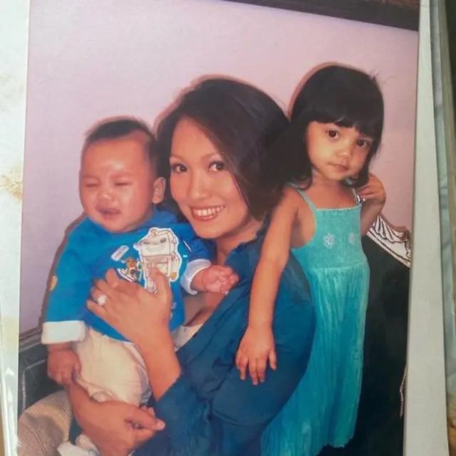 6 Potret Lawas Keluarga Kecil Nola B3, Penuh Kehangatan Sedari Dulu