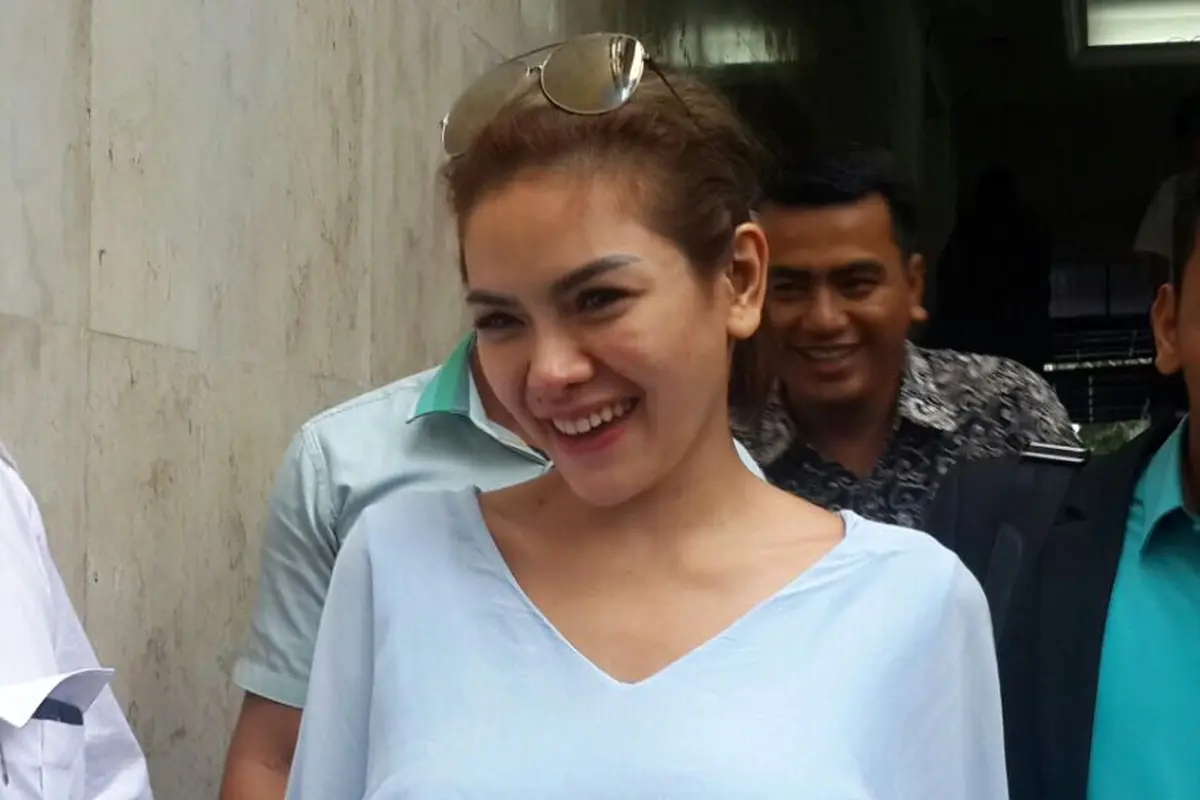[Bintang] Nikita Mirzani
