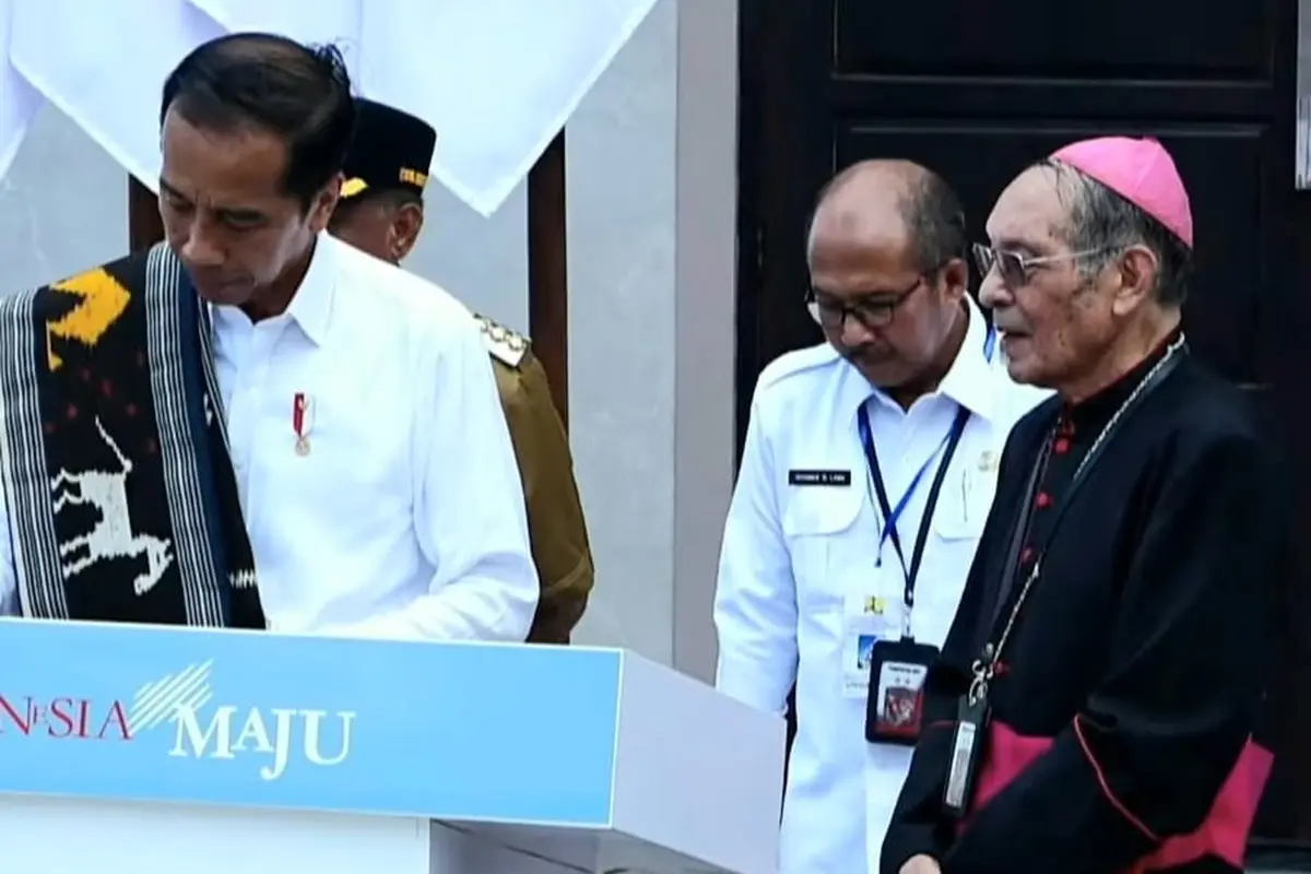 Presiden Joko Widodo atau Jokowi meresmikan Gereja Katedral Keuskupan Agung Kupang, Nusa Tenggara Timur (NTT), Rabu (6/12/2023).