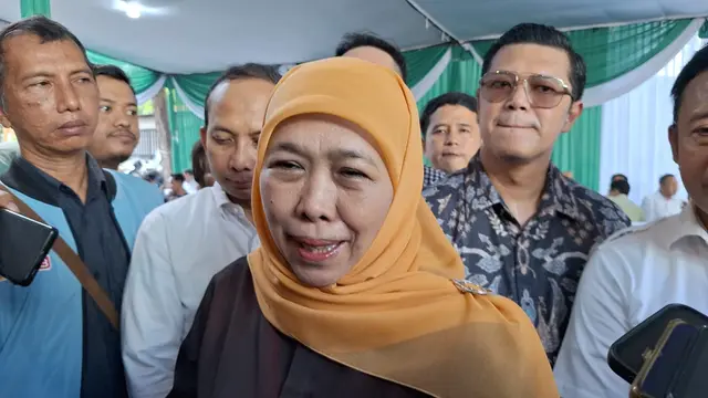 Khofifah mendapat dukungan Gibran di Pilkada Jatim 2024. (Dian Kurniawan/Liputan6.com)