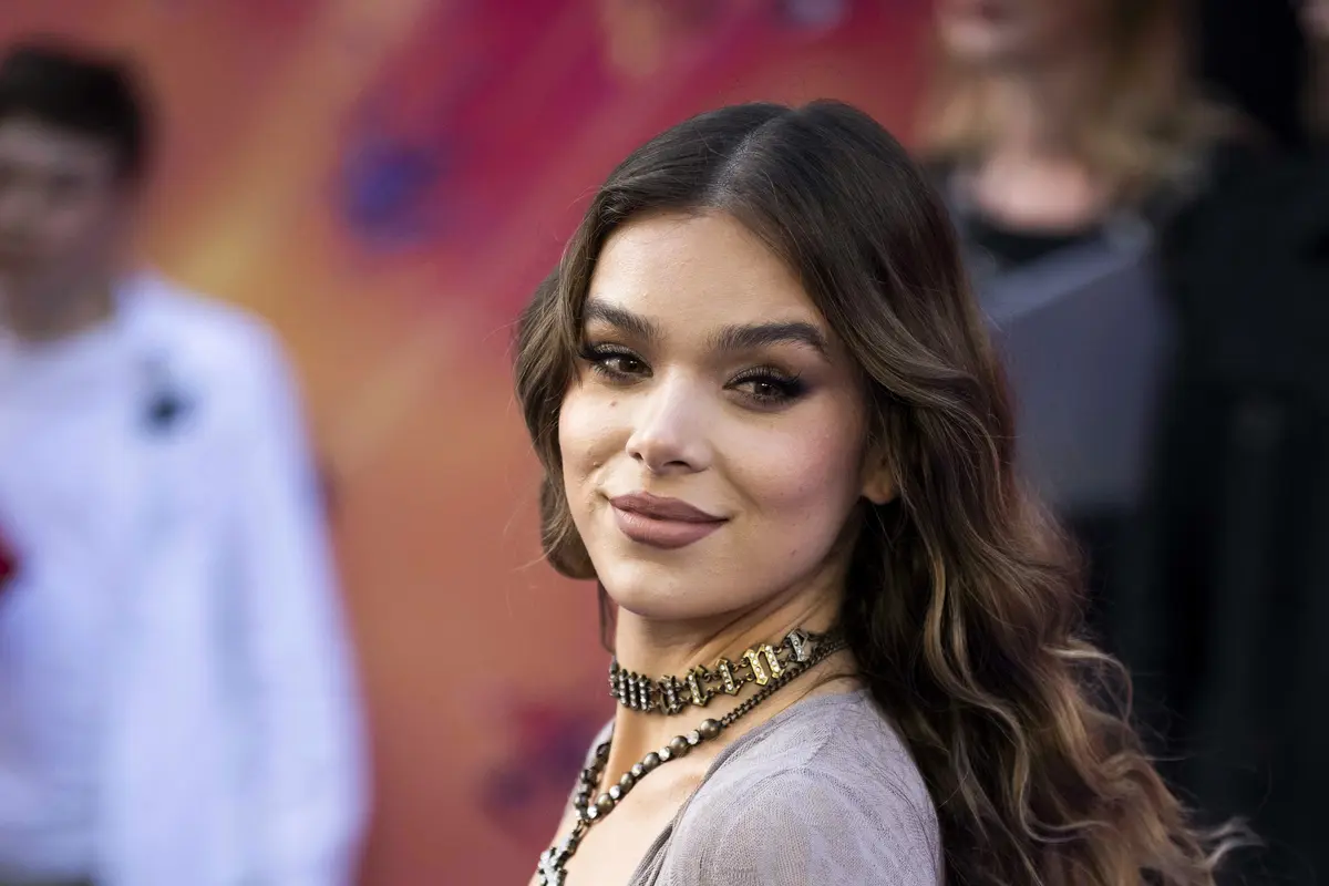 Hailee Steinfeld