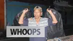 Bripka Seladi, anggota polisi yang bekerja sambilan jadi pemulung ternyata mencuri perhatian KPK