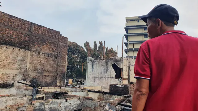 Korban Kebakaran Pasar Gembrong