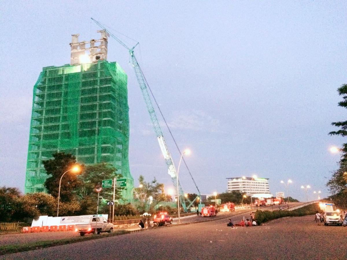 Gedung Bank Panin di Bintaro Dirobohkan Sore Ini - News ...