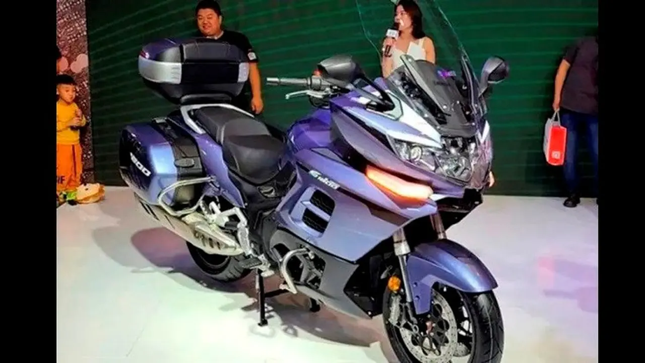 Grand Tourer Benelli 1200GT