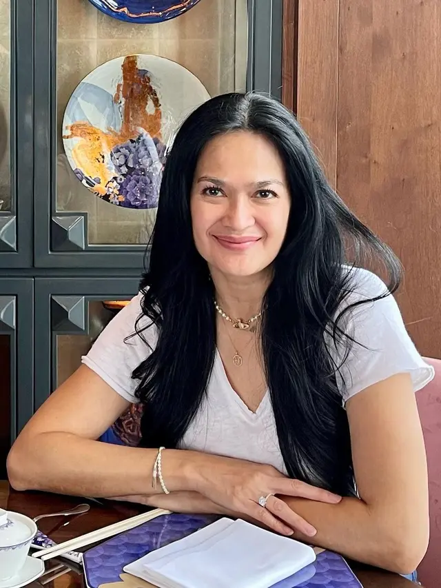 Donna Harun punya rambut sehat (Instagram/donnaharunofficial)