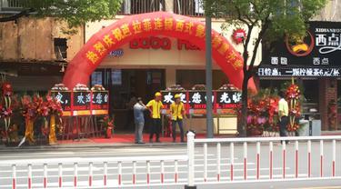 Kebab Baba Rafi Buka Restoran Pertama di Tiongkok