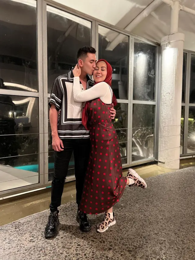 Pertemuan Verrell Bramasta dan Ferry Irawan