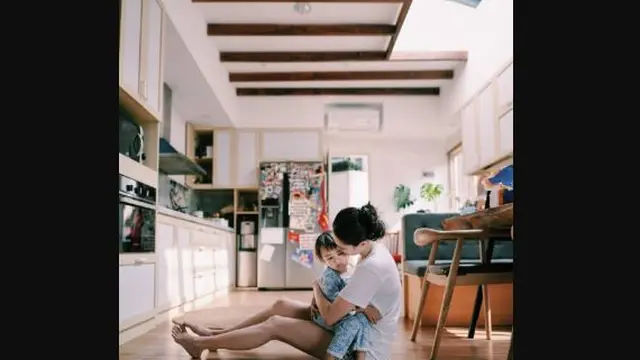 Inspirasi Dapur Nyaman di Rumah Impian Pasangan Ringgo-Sabai