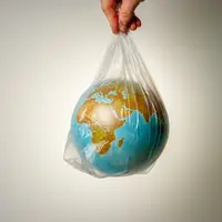 sampah plastik/copyright: shutterstock