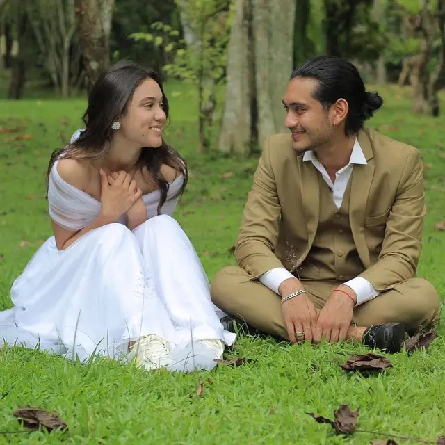 6 Potret Yasmin Napper dan Giorgino Abraham Tunangan di Sinetron Ini Bikin Baper