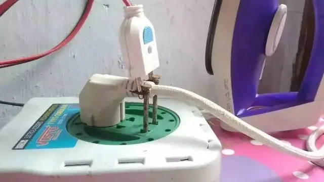 8 Potret Colokan dan Sambungan Kabel Listrik Absurd Ini Bikin Geleng Kepala