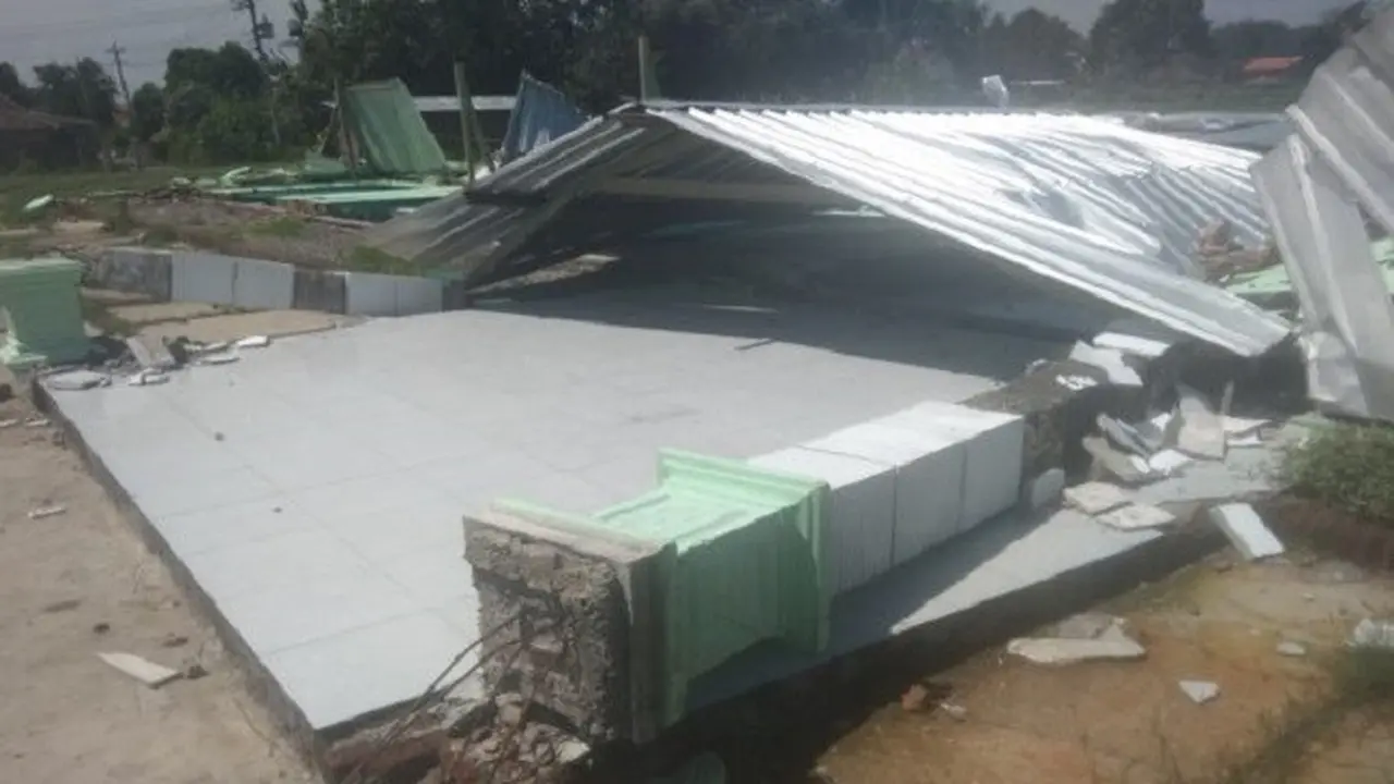 Gedung Ambruk