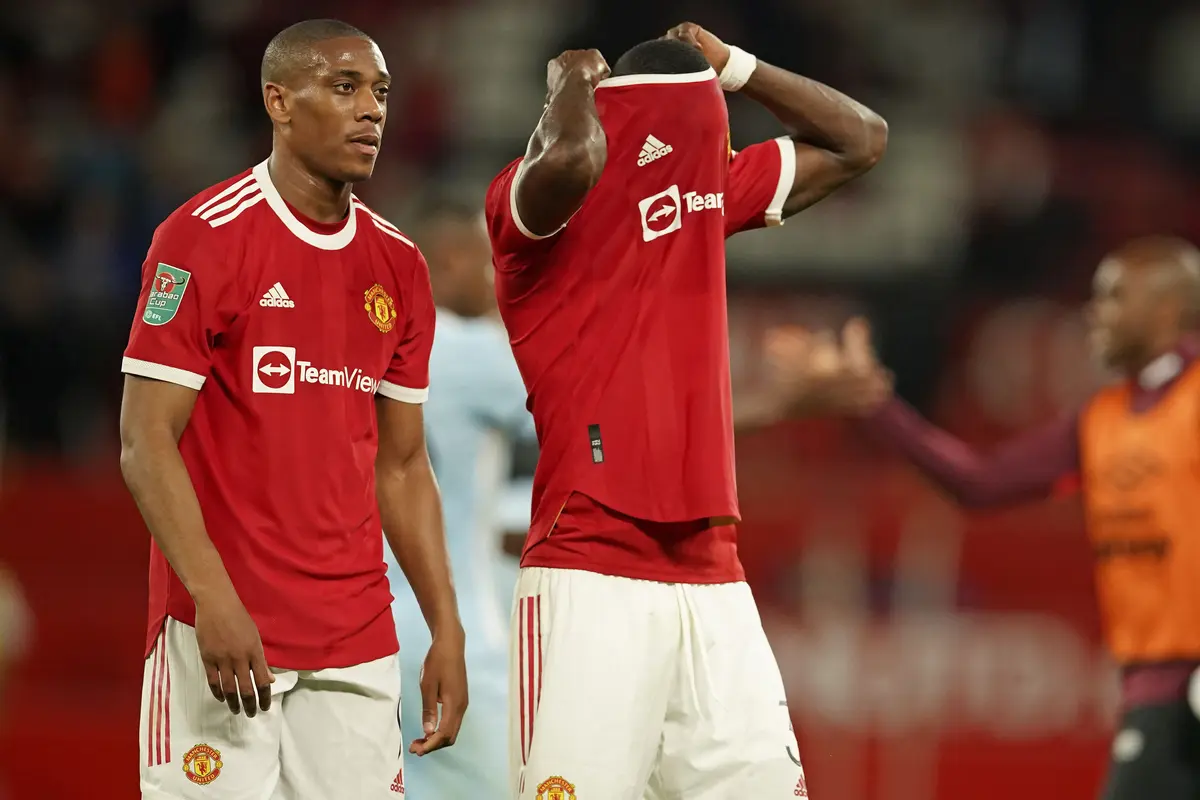 Foto: Dipermalukan West Ham, Manchester United Angkat Koper dari Carabao Cup