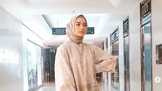5 Model Baju Tunik untuk Lebaran 2025, dari Citra Kirana hingga Zaskia Adya Mecca Bisa Jadi Inspirasi