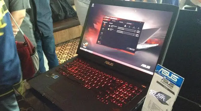 Asus kembali menghadirkan tiga laptop gaming premium terbaru, Asus ROG GL552JX, ROG G501JW dan ROG G751JY.