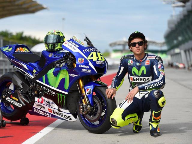 Mengintip Koleksi Mobil Wah Valentino Rossi Otomotif Liputan6 Com