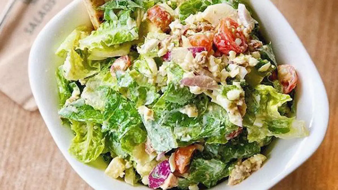 Salad untuk pemula yang ingin hidup sehat