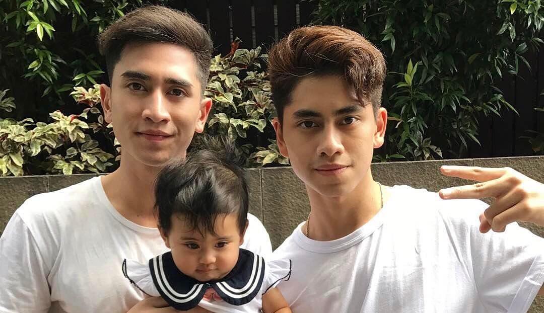 Ngabuburit, Verrell Bramasta dan Adik Kompak Ngamen ...