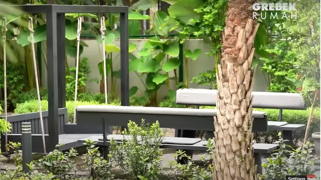 7 Potret Taman Rumah Dokter Reza Gladys, Asri dan Mewah Bak Resort