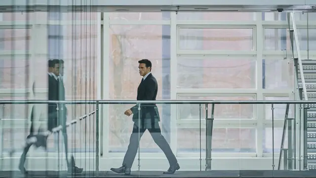 Richard Madden dalam film Citadel. (Foto: Prime Video)