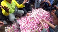 Ibu dan Putrinya Tewas Mengenaskan di Kamar Rumah