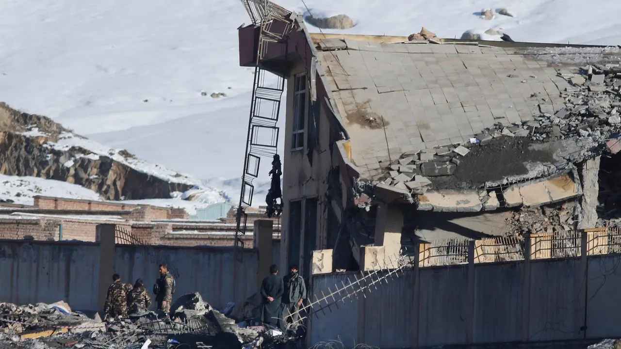 Serangan mematikan Taliban pada Senin 21 Januari 2019 menewaskan lebih dari 100 orang di Afghanistan (AFP Photo)