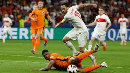 Laga perempat final Euro 2024 antara Belanda dan Turki berlangsung intens. (Odd ANDERSEN/AFP)